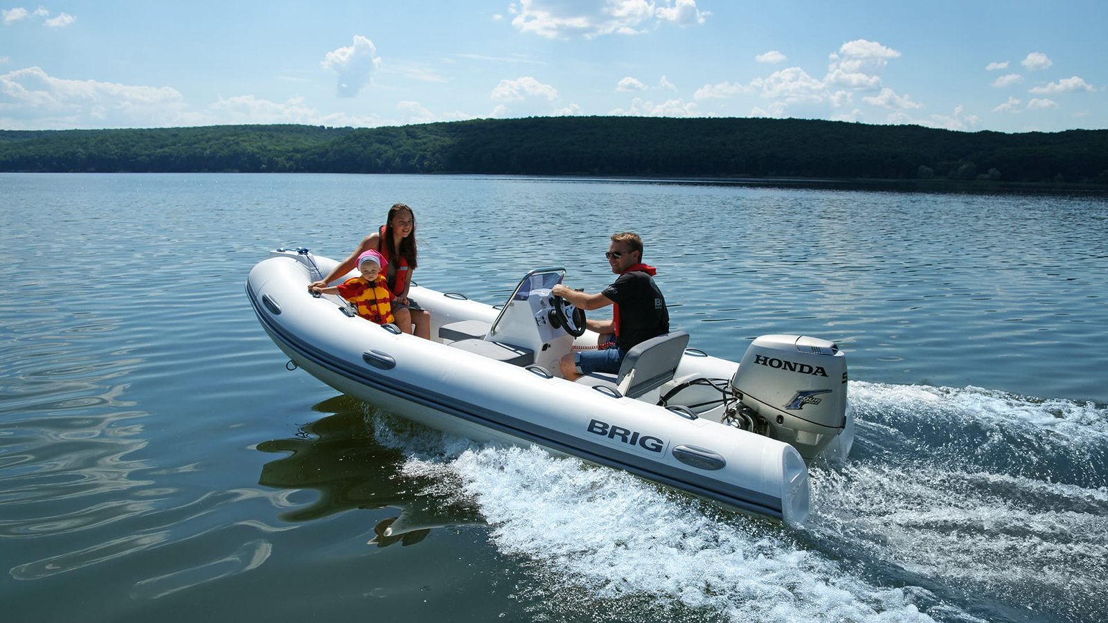 Monarch Marine Ve Brig 490